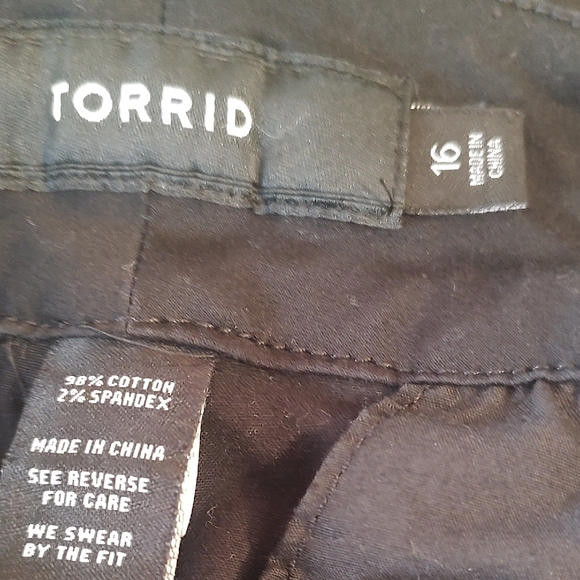 Torrid High Waist Cuffed Shorts - Picture 5 of 6